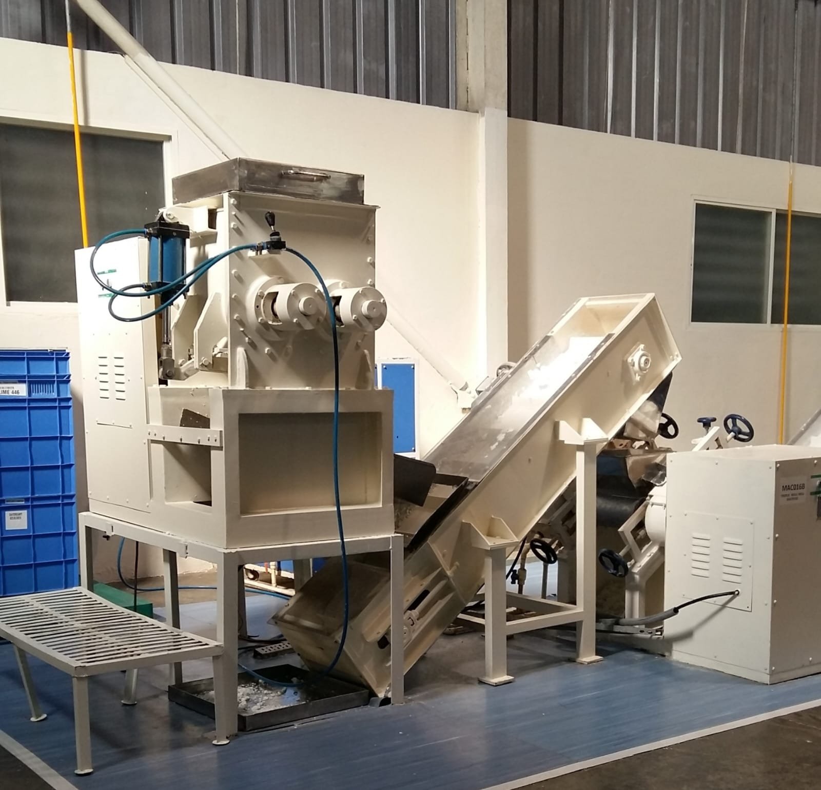 Toilet Bath & Laundry Soap Making Machinery